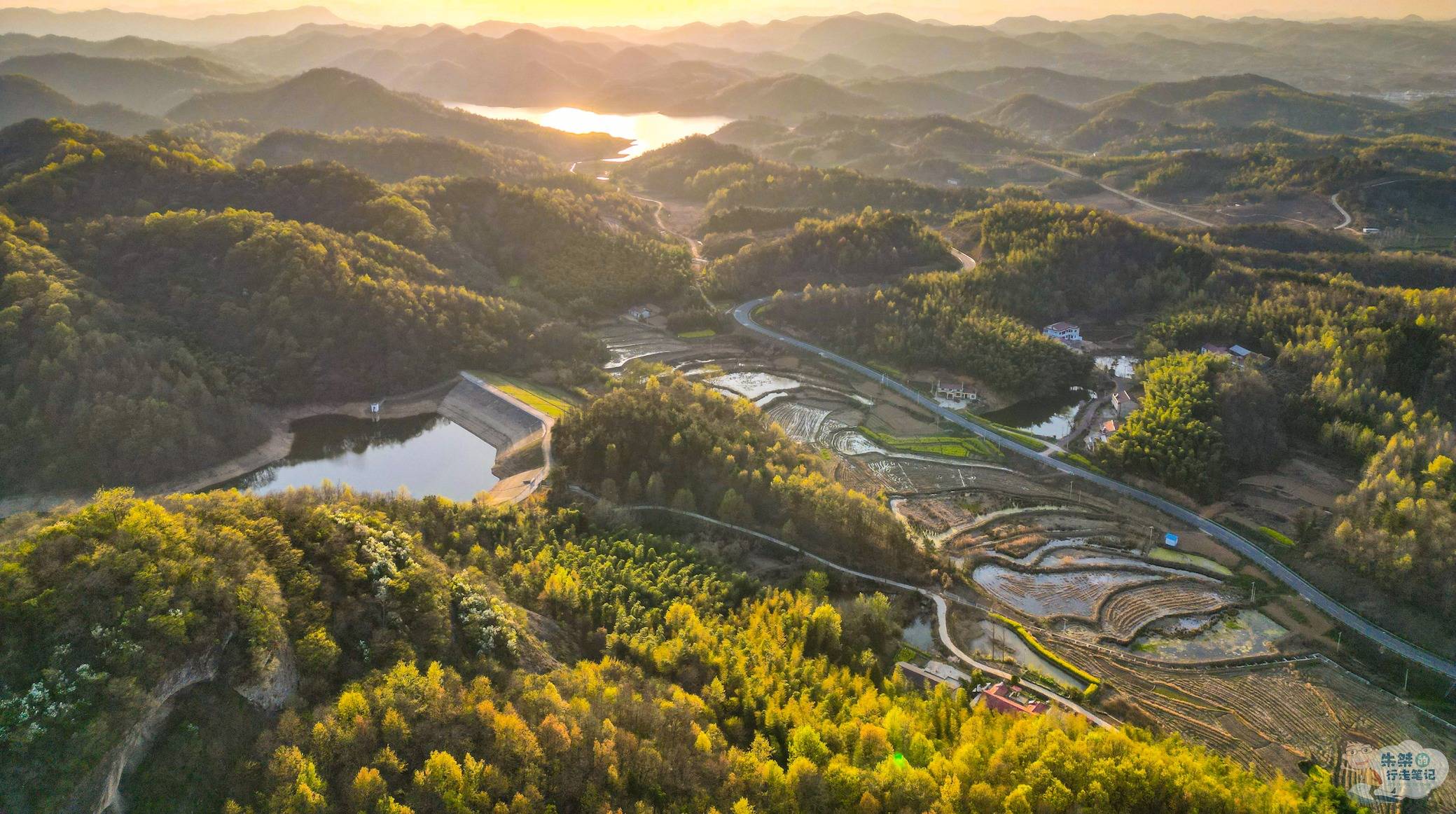 皖西第一大岩洞,感受登上月球的既视感,就在大别山国家地质公园_石窟