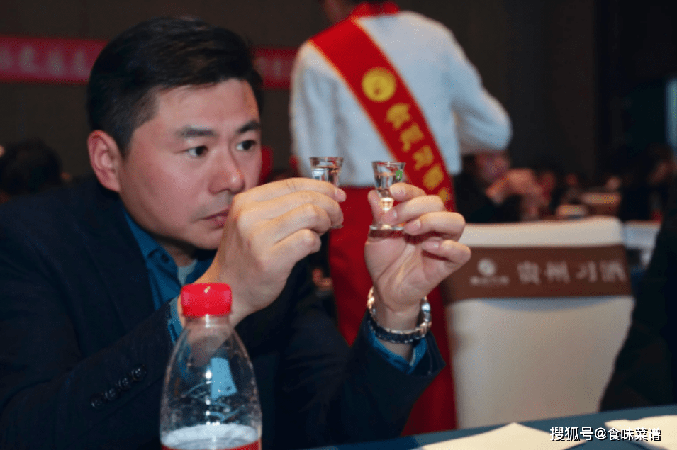 国家级"陪酒师",60度白酒喝20斤,竟然还有编制?这事真存在?