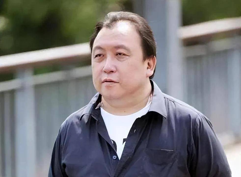 导演王晶女助理神秘失踪,17年后"托梦"陌生人求助,真相是什么_梁嘉敏