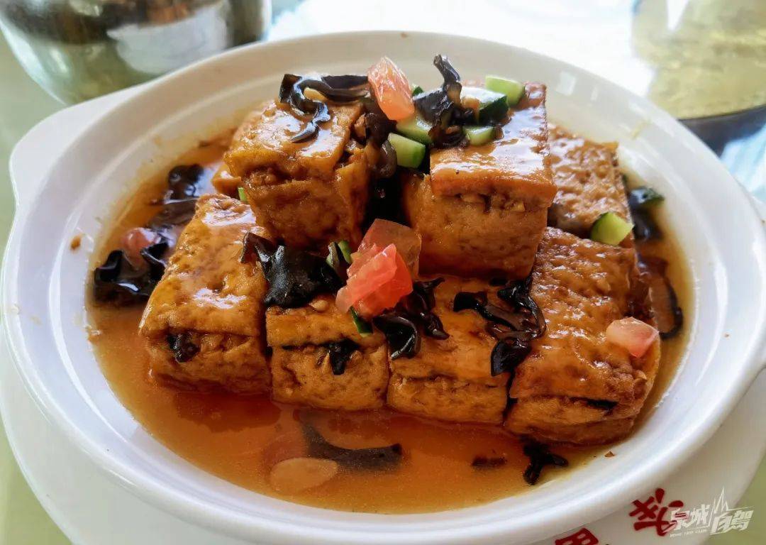 济南出发,博山小烧烤四四席,玩山逛陶琉大观园,无门票一日游玩_淄博