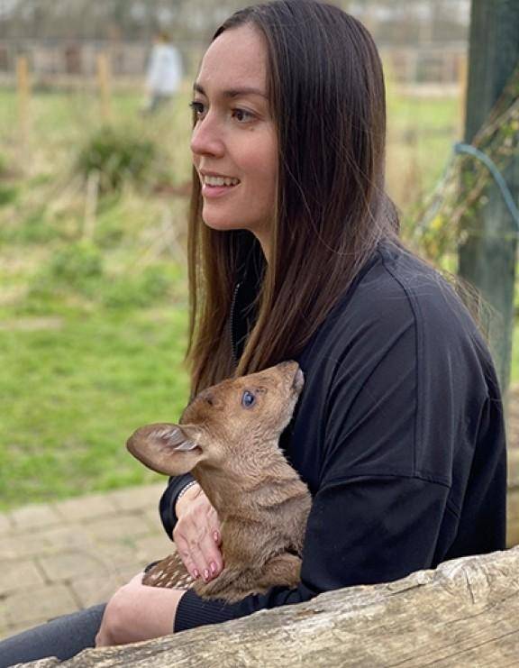 洗米华婚外女友mandy素颜近照尽显老态,网友:撞脸c罗_lieu_孩子_庄园