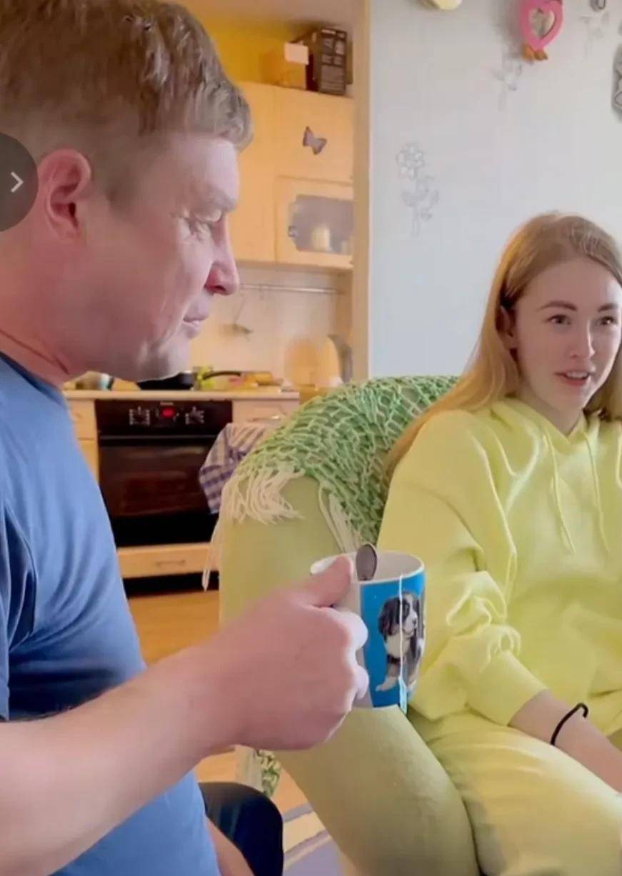 俄罗斯美女,丈母娘说不要彩礼,发现中俄文化差异大_文龙_尤利娅_女友