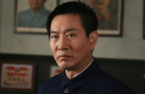 姚刚本人在娱乐圈中算不上"知名"演员,但是他所饰演的角色却深入人心.