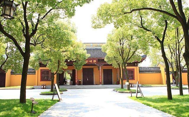 江苏寺庙中的一股清流:建于元朝时期,有700多年历史,却免门票_西苑