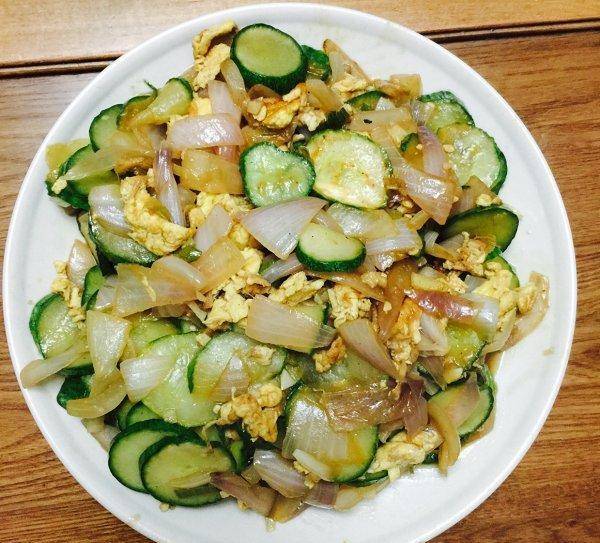 洋葱和它一起吃,等于"血管清洁工",血管通畅了,身体健康了_黄瓜_食欲