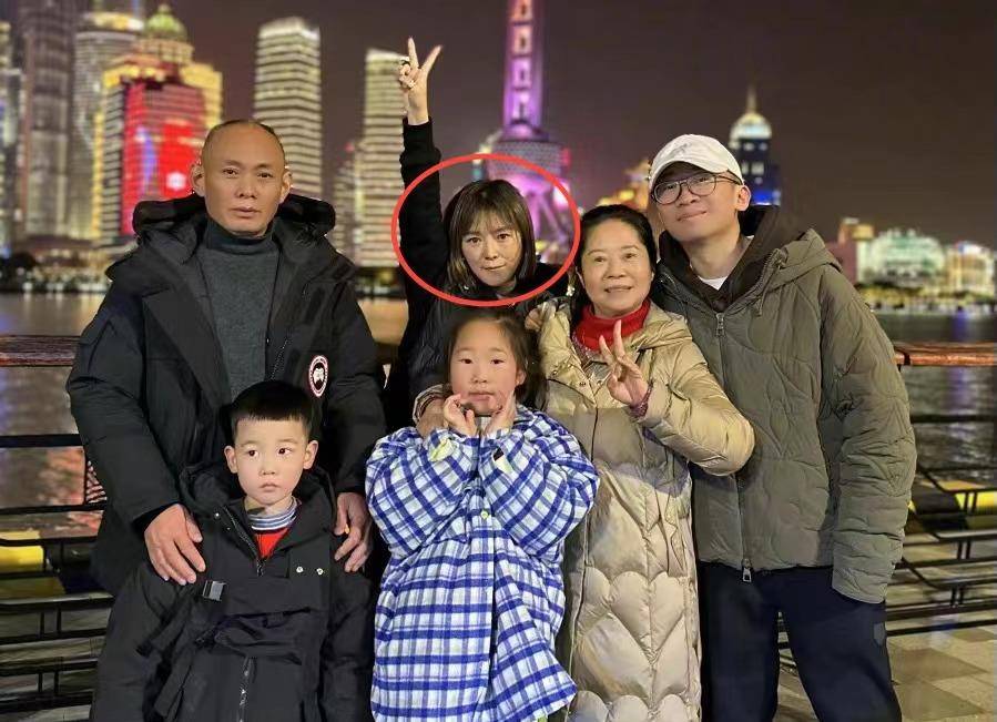 永远不会塌房的杨迪,宣布与相恋16年的女友分手,网友:渣男!