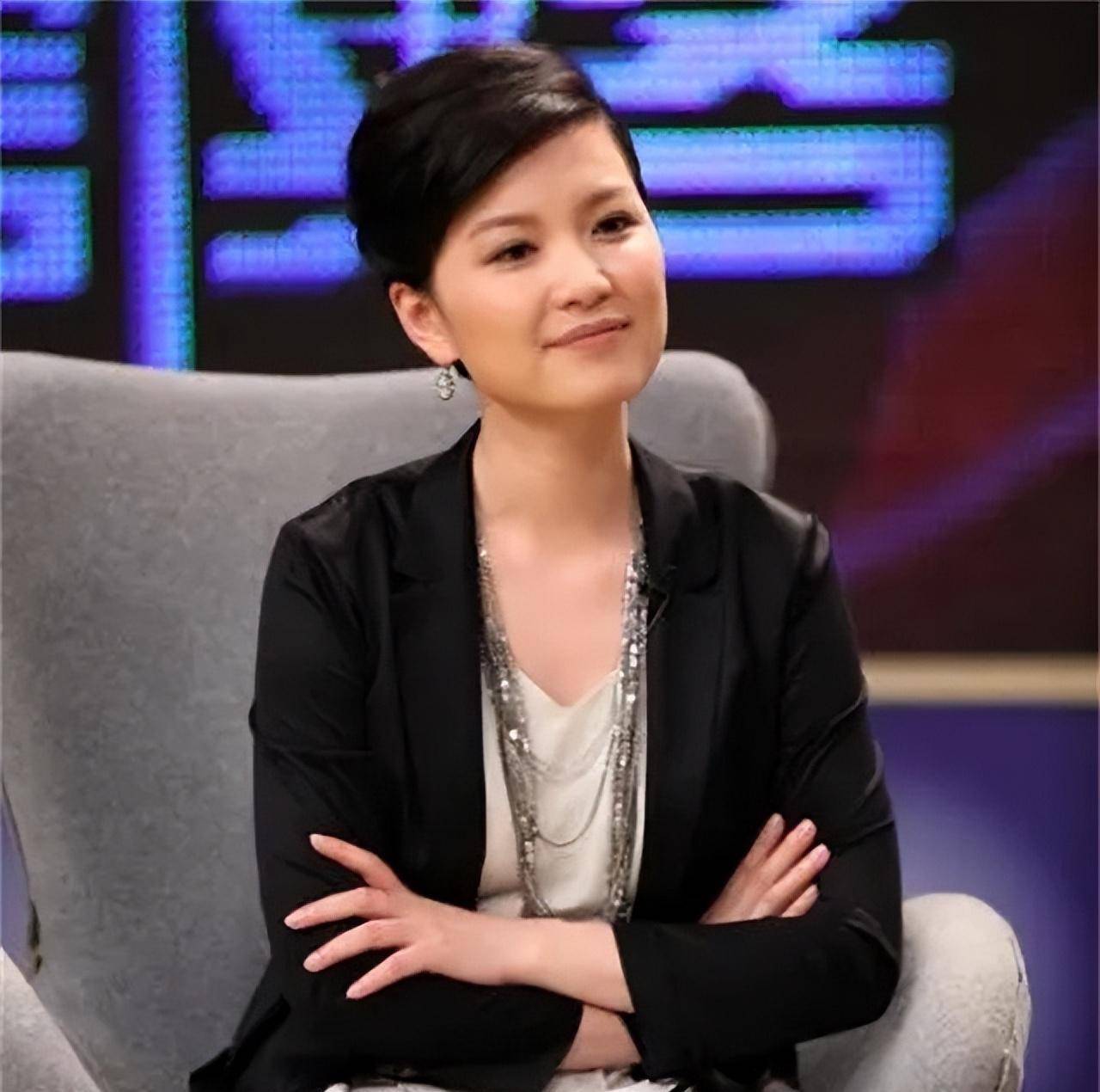 知名主持人陈蓉透露了最新情况,被黑后回老东家做幕后工作,娶海归生子