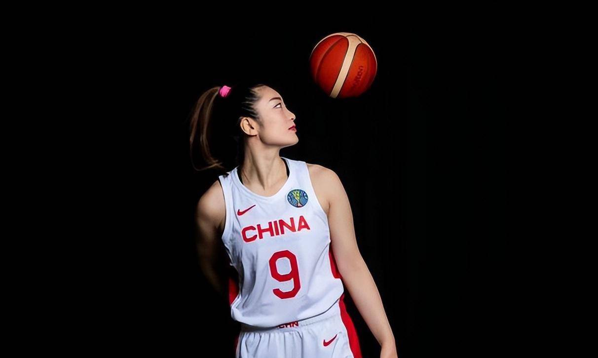 李梦希望和解!李月汝伤病恢复良好,被特邀设计专属logo_张隆_wcba_1