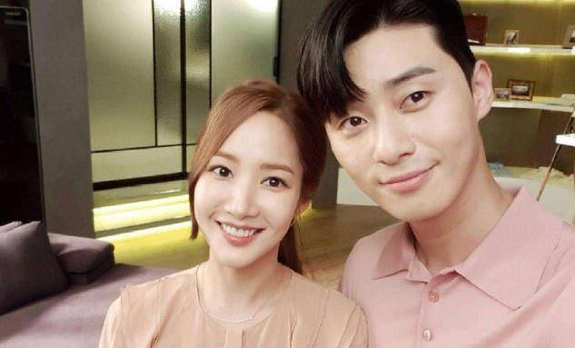 朴叙俊承认过的女友有哪些,朴叙俊与朴敏英在一起了吗?