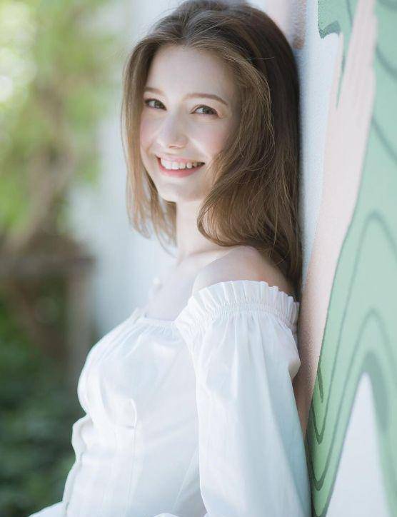 浙大多国混血校花走红,颜值惊艳无数人,可惜最后嫁给了我国土豪_秦妃