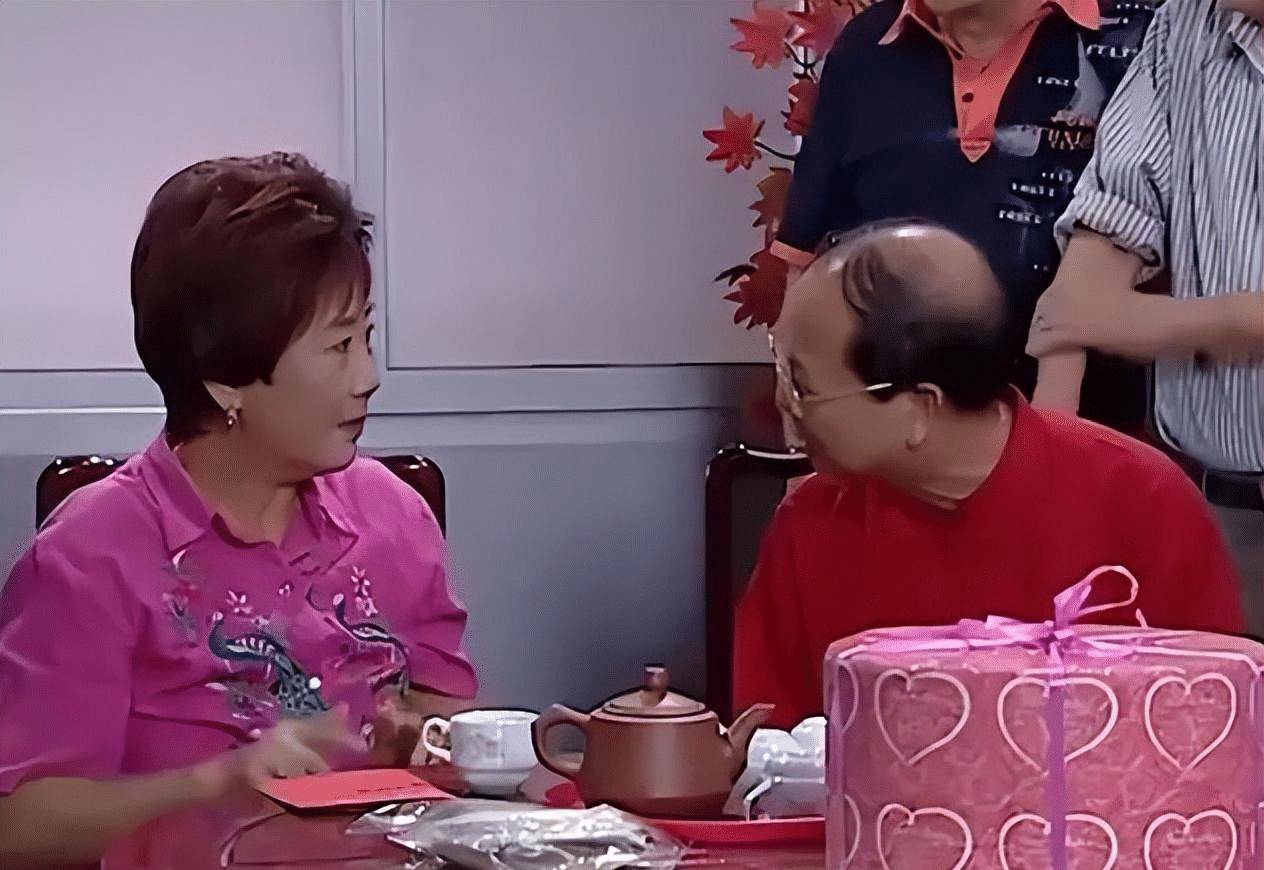 79岁的广州演员谭为基,戏里是祝师奶的丈夫,现实中是资深配音员_通叔