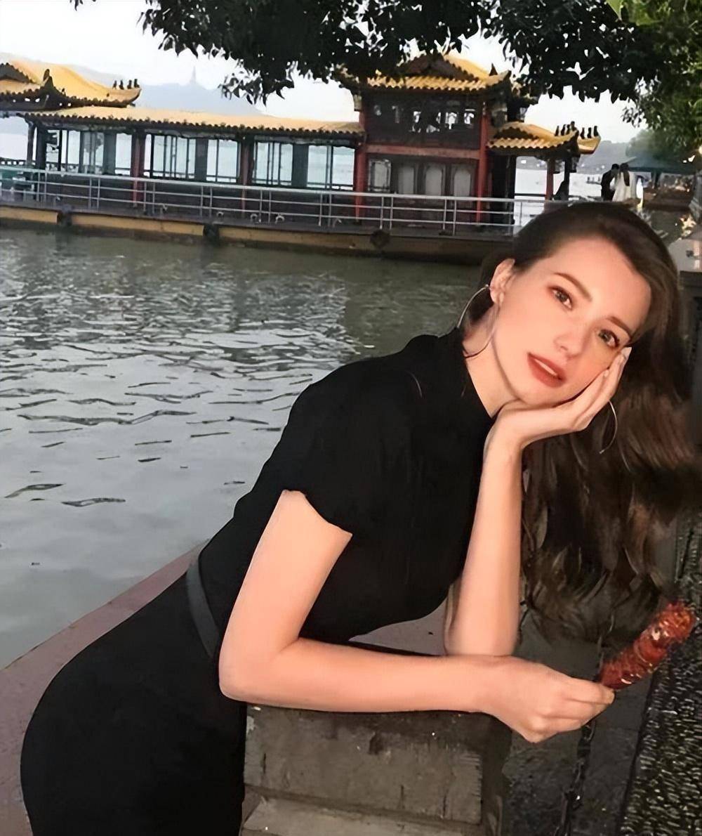 浙大多国混血"校花"走红,颜值令人惊叹,可惜已嫁给我们土豪_秦妃_留学