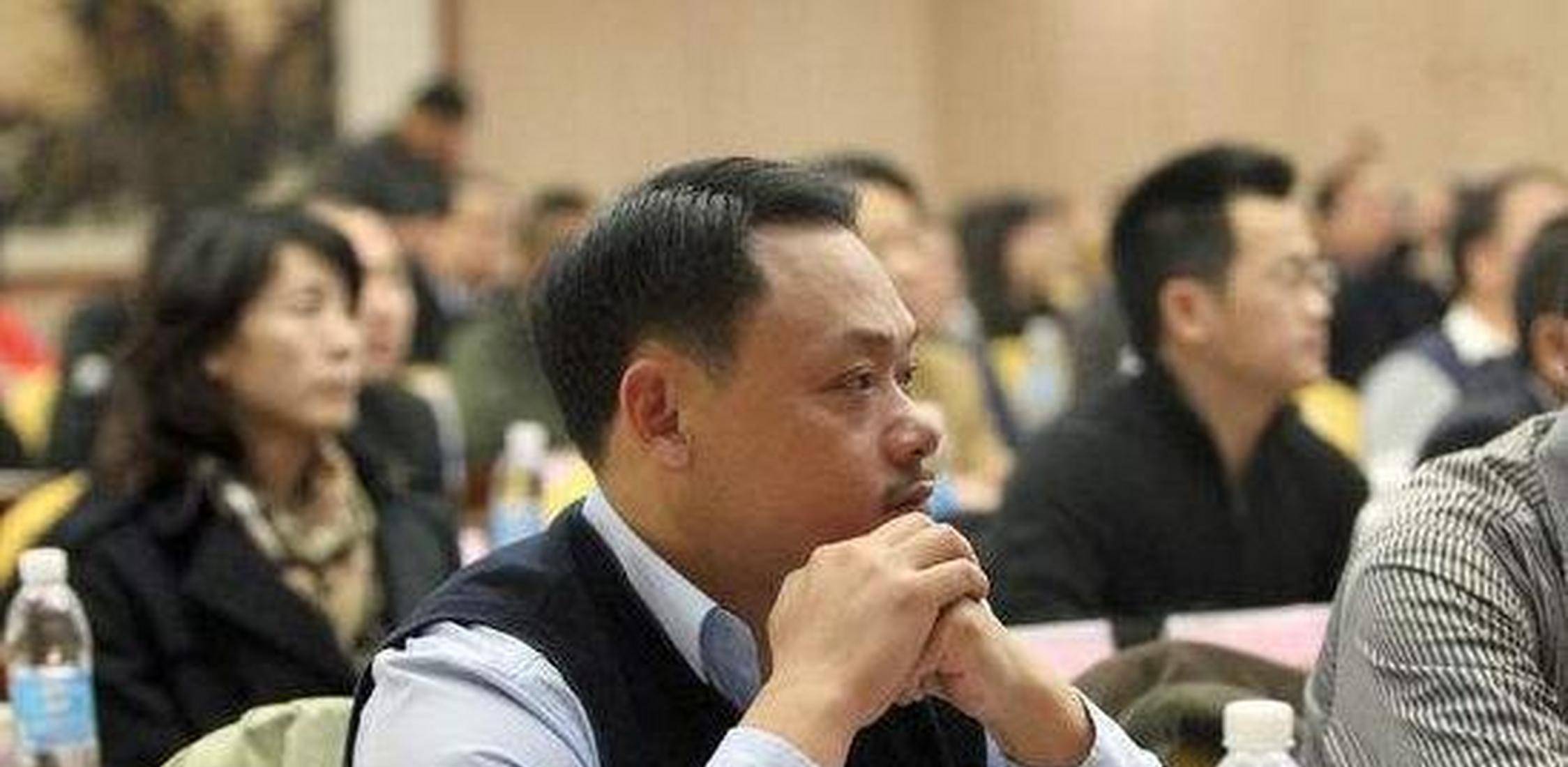 举重冠军占旭刚:退役后娶初恋空姐,带出奥运冠军徒弟,官至副厅_姚健