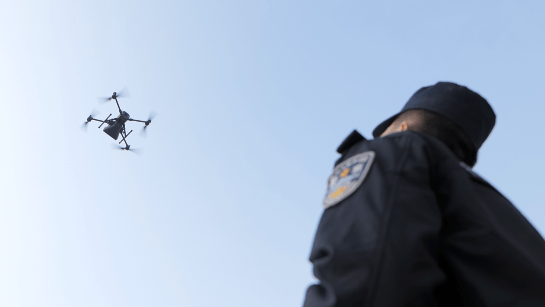 兵团第十二师公安局:警用无人机"添翼"平安十二师建设_特警支队_训练