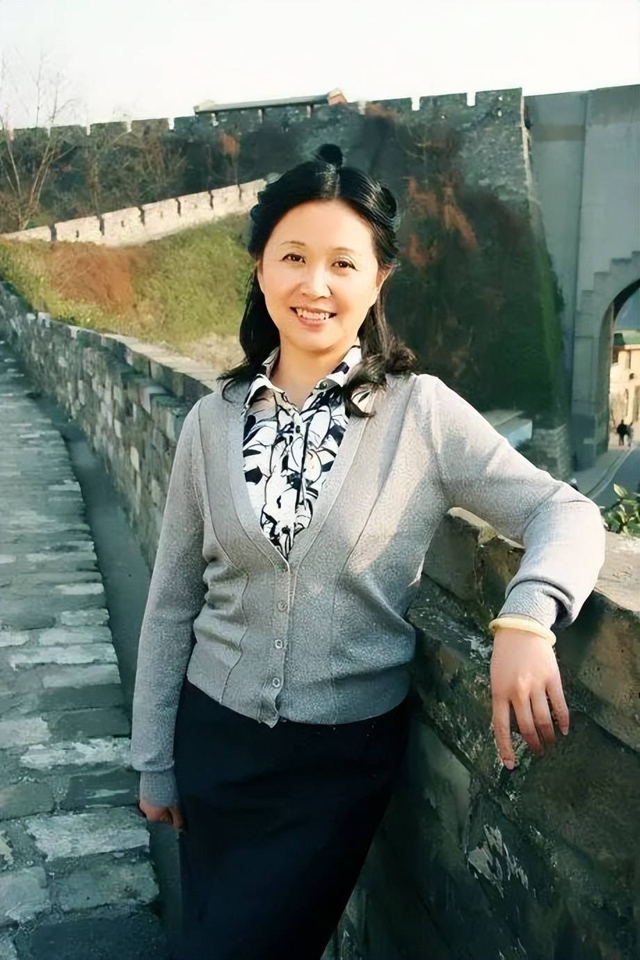 "非诚勿扰"黄菡现状:退居幕后,相夫教女搞学术,气质变化大_主动_爱情