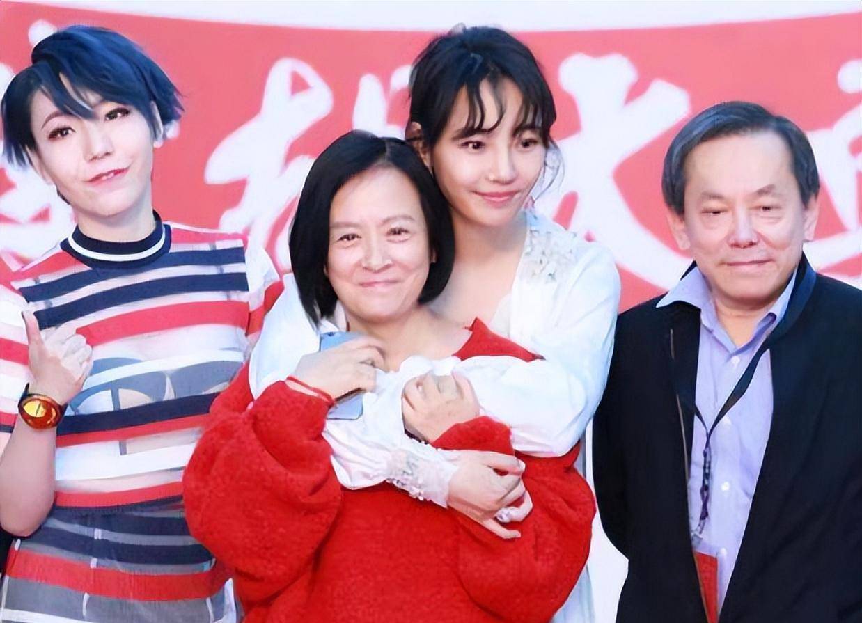 王京花:嫁演员董志华,结婚30年被丈夫宠成宝,影帝儿子是她骄傲_陈道明