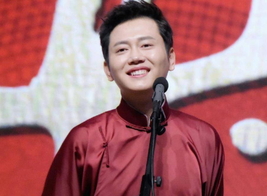 孟鹤堂自爆现任是干爹牵线,于谦直男却会做媒,网友,关注下大娘_甄子丹