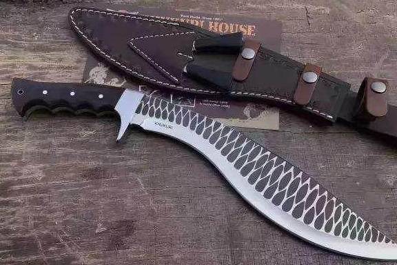 这几种军刀可能是世界上最好的军刀_廓尔喀刀_士兵_卡巴