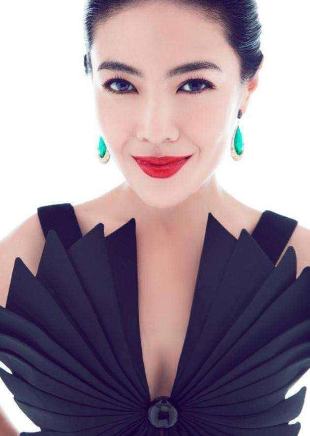 时尚魔王苏芒以照顾家人为由辞职,网友却担心赵丽颖_明星_资源_什么