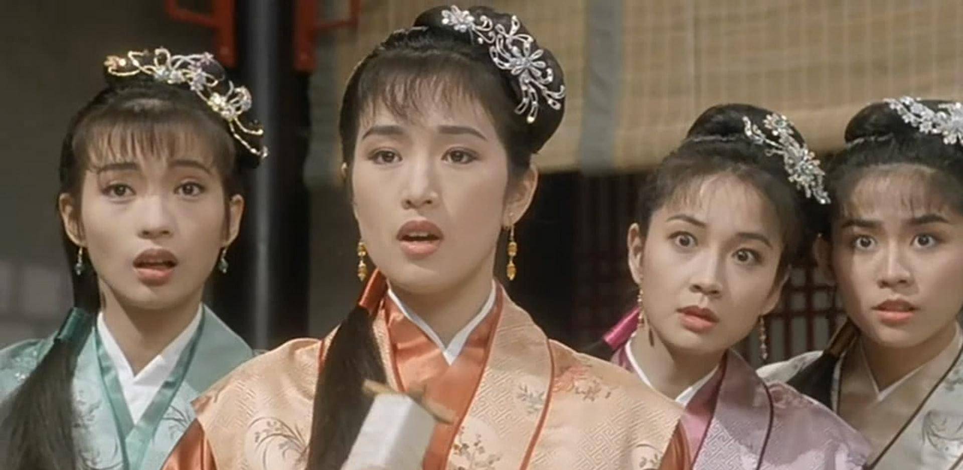 51岁"冬香"温翠苹晒性感照,状态极佳获网友封"最强美魔女"_发展_婚姻