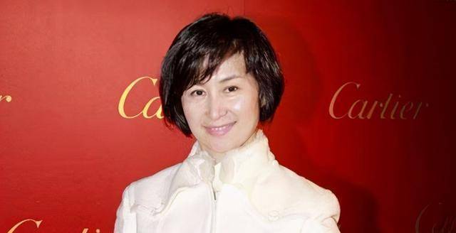 何超琼:每月都会资助陈百强妈妈,送别墅,送马首回圆明园_姚玉梅_香港