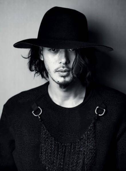 路人甲轻松变男神,这大杀器堪比伪装!_胡须_胡子_男人