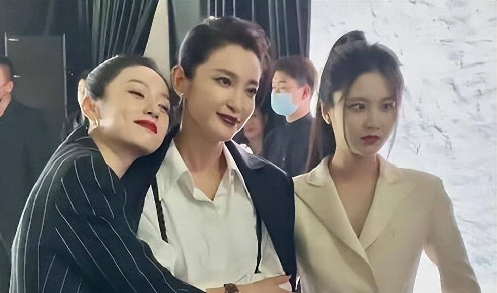 红得快,凉得更快的12位明星,以前是男神女神,如今