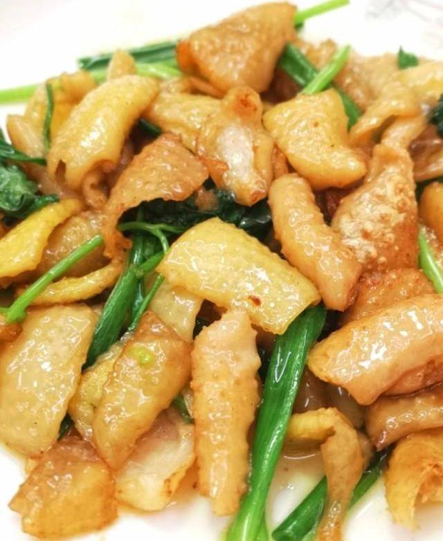 炒鸡皮是否爽脆,跟鸡的质量有关.