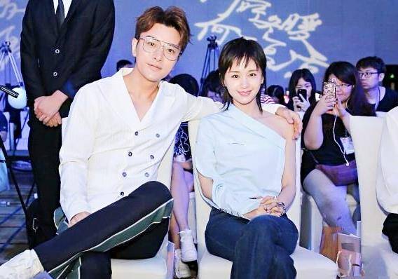 王子文称自己太疯狂,已经有儿子,相亲对象被吓懵,拥抱给安慰_孩子