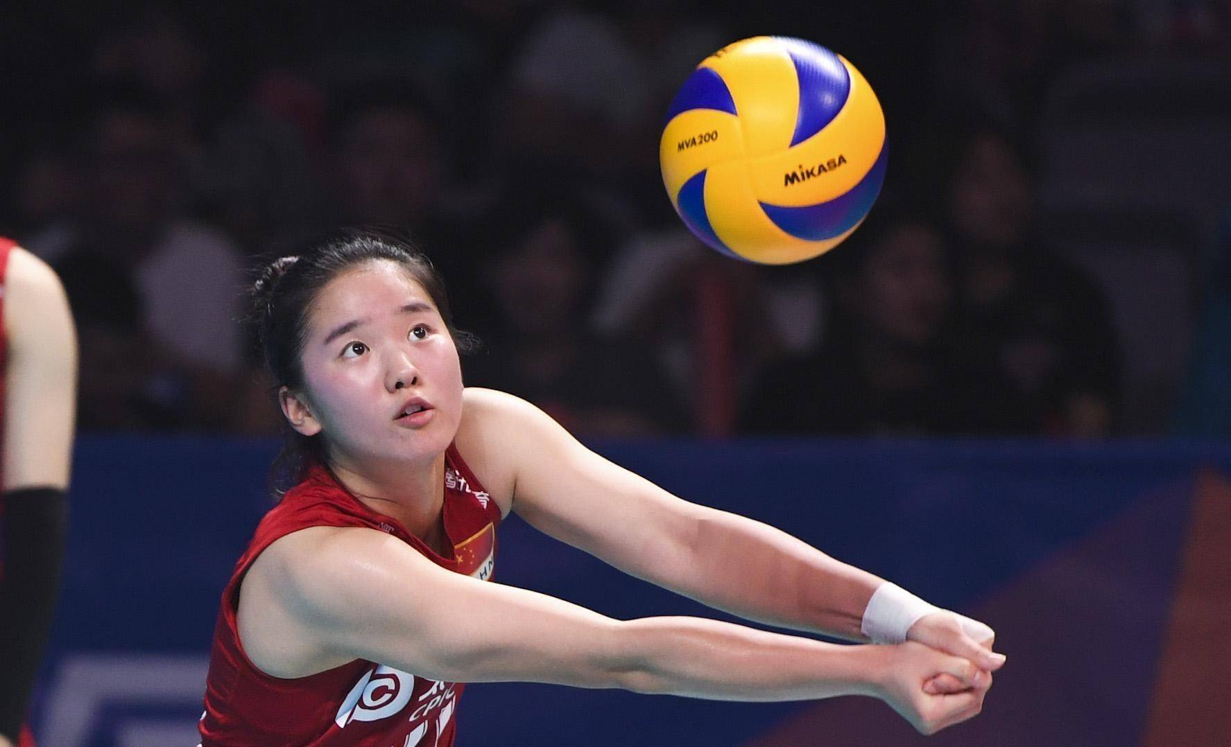 国内无解表现打动球迷,王梦洁林莉位置不保?_比赛_奥运会_赛场