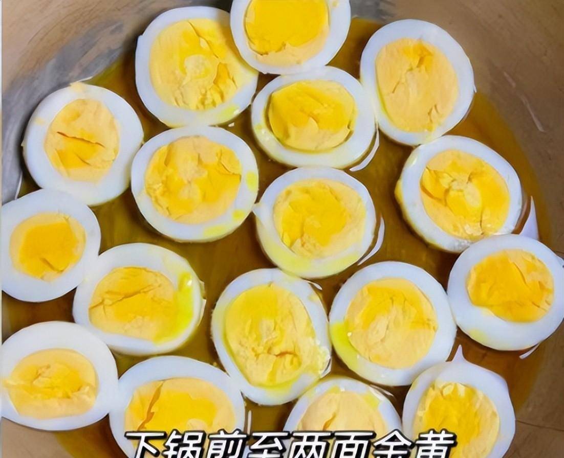 鸡蛋不要炒着吃了！试试这个吃法 解馋开胃 出锅后满屋香！