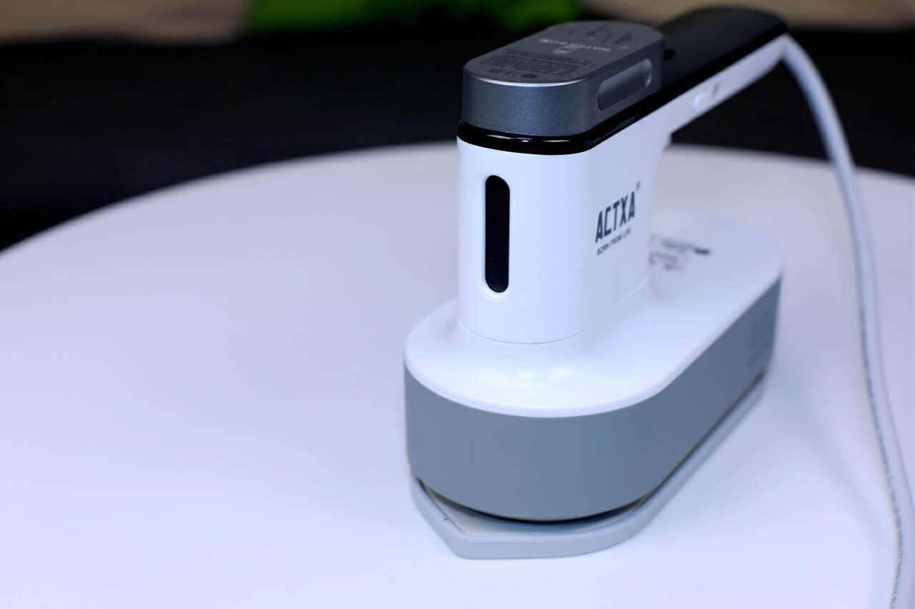 阿卡驰4.0Bar手持增压挂烫机:告别匆忙,职场人精致上班