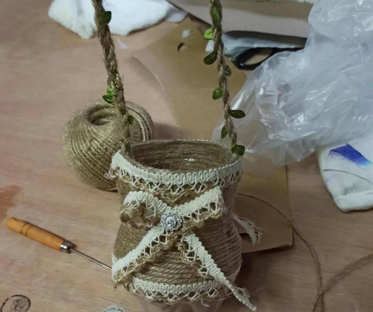 变废为宝,饮料瓶做小花盆,还可以当小包包_手工_时候_麻绳
