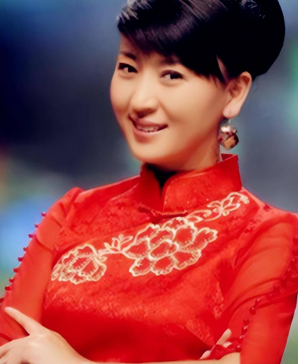 "国家一级演员"闫学晶:不顾家人反对嫁大10岁富豪,如今怎样了_阎学晶