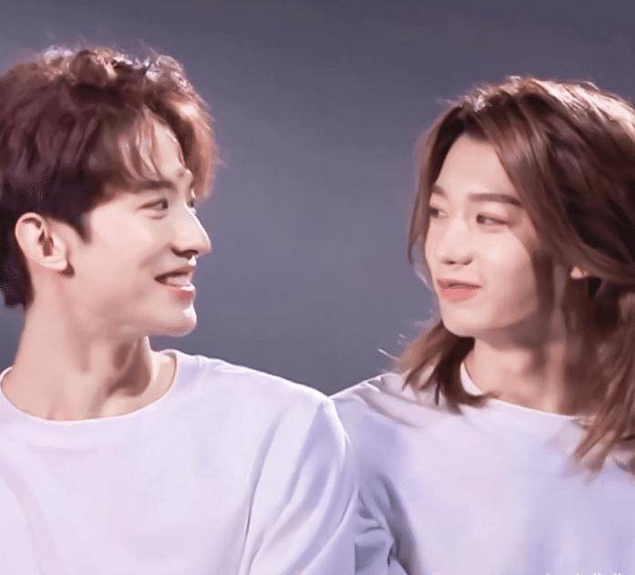 "华滢月下"的常华森和孙滢皓是一对颜值担当,常华