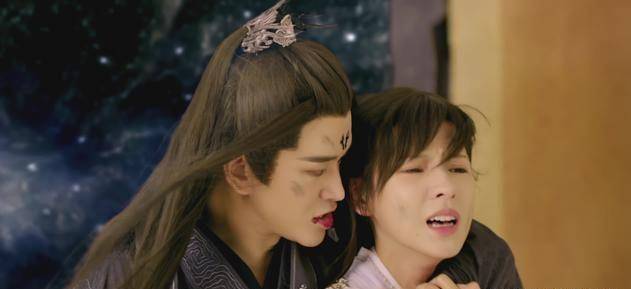 乌童和玲珑在电视剧《琉璃》上有染吗?_灵魂_精神_关系