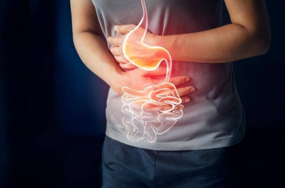 32岁医生说出经历_女患者_肠道_病变