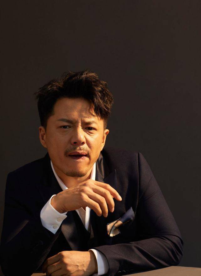 西北出硬汉,这5位西北男星,个个都是老戏骨,甩小鲜肉几条街_张嘉译