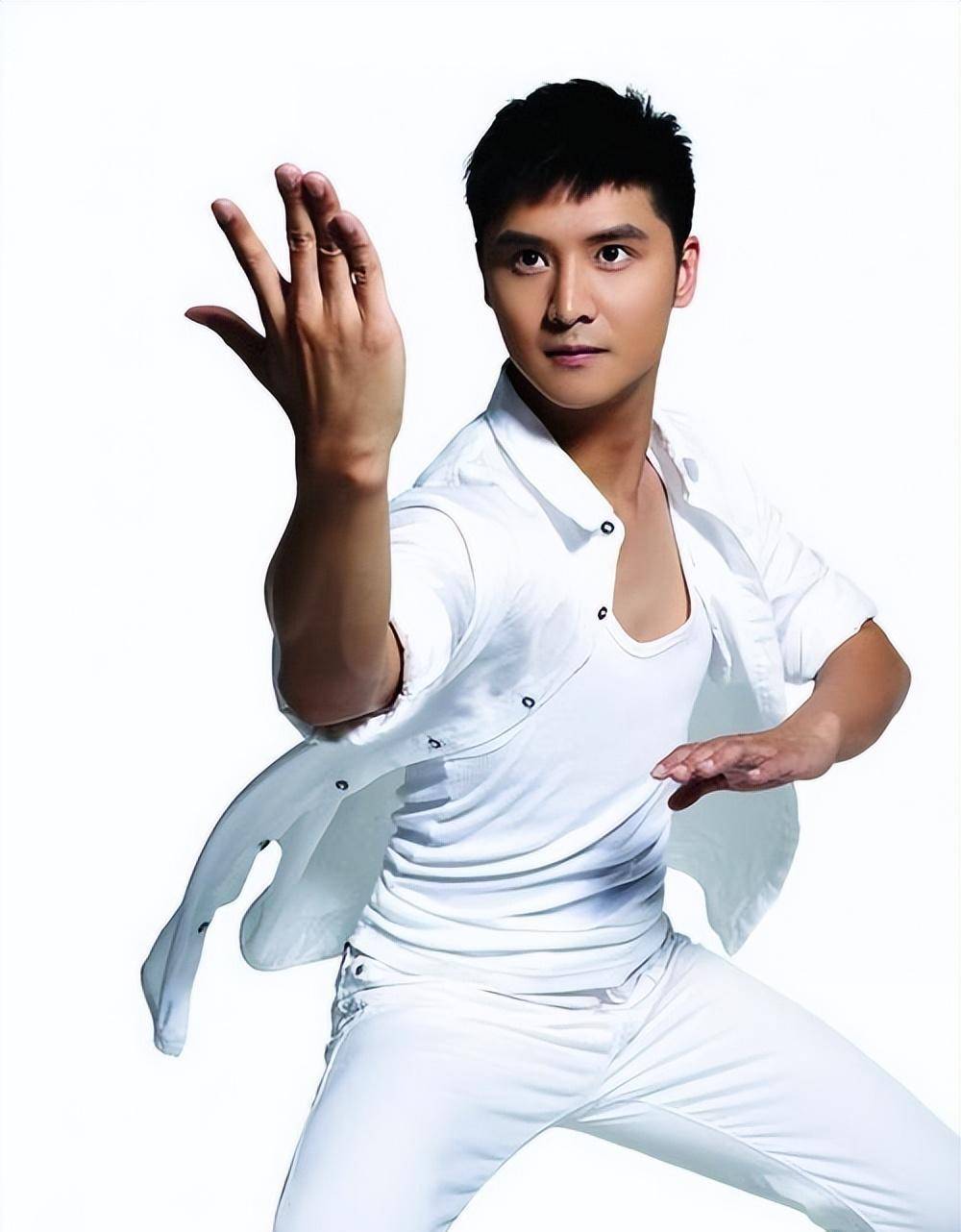 "天下无敌"的田亮为何能走到这一步?_跳水_奥运_因为