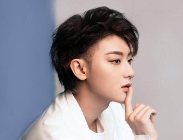 顶流明星也难逃"规则",黄子韬告诉你,明星并没有那么好当!