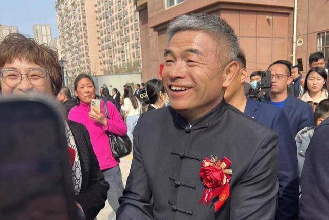 郭刚堂为郭振办婚礼许敏落泪,李圣:放弃需要勇气,坚持才会胜利_郭威生