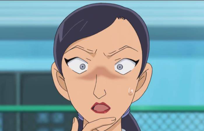 名侦探柯南:秀一出手护弟妹,手中紧握波本酒,是否另有深意?