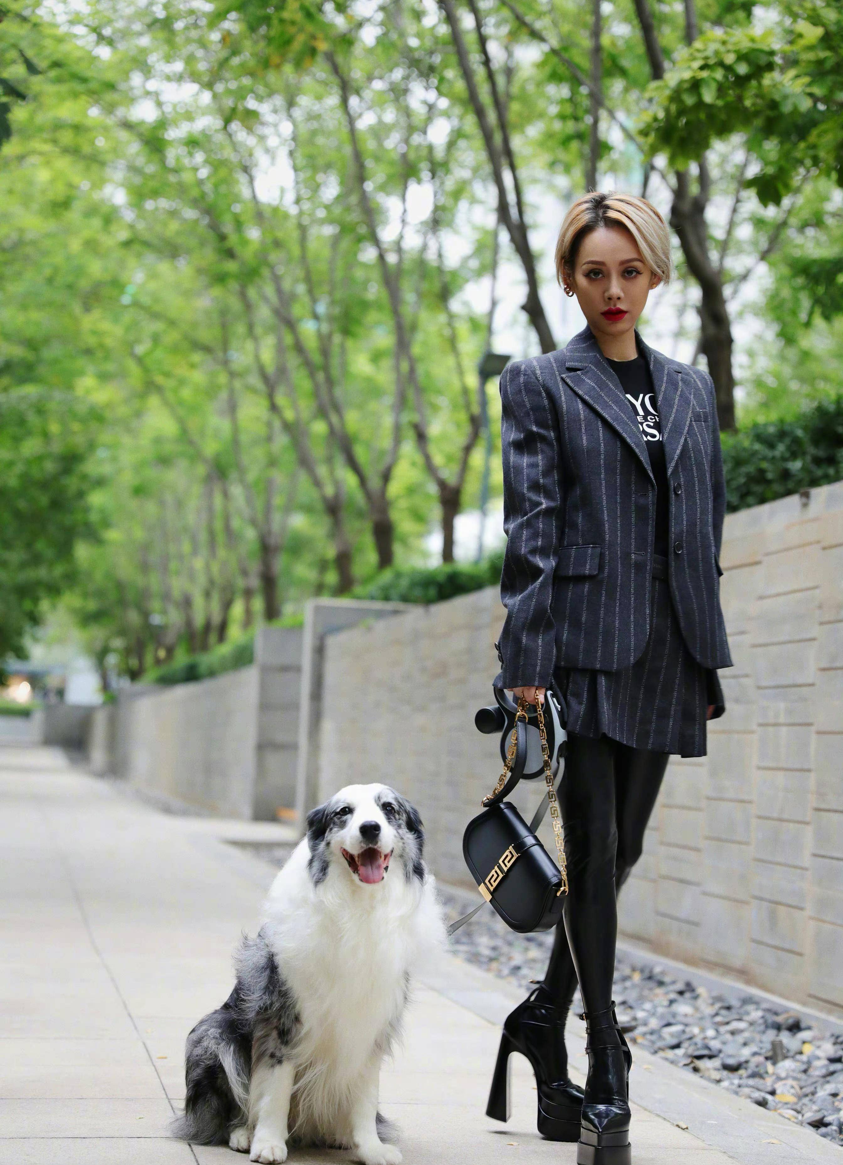 不仅美貌,而且自信,宁静曾霸气地表示:无论任何年龄,都对自己的外表