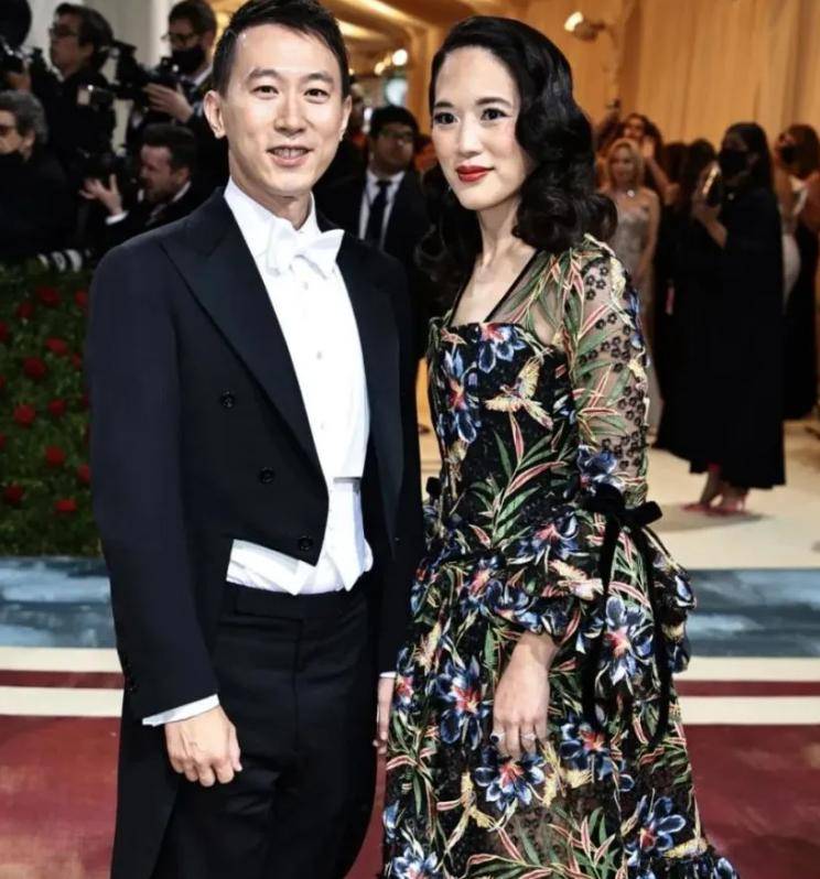 年薪7亿的男人会娶啥样的女人?真希望我父母能早点知道这个答案_周受资_孩子_工作