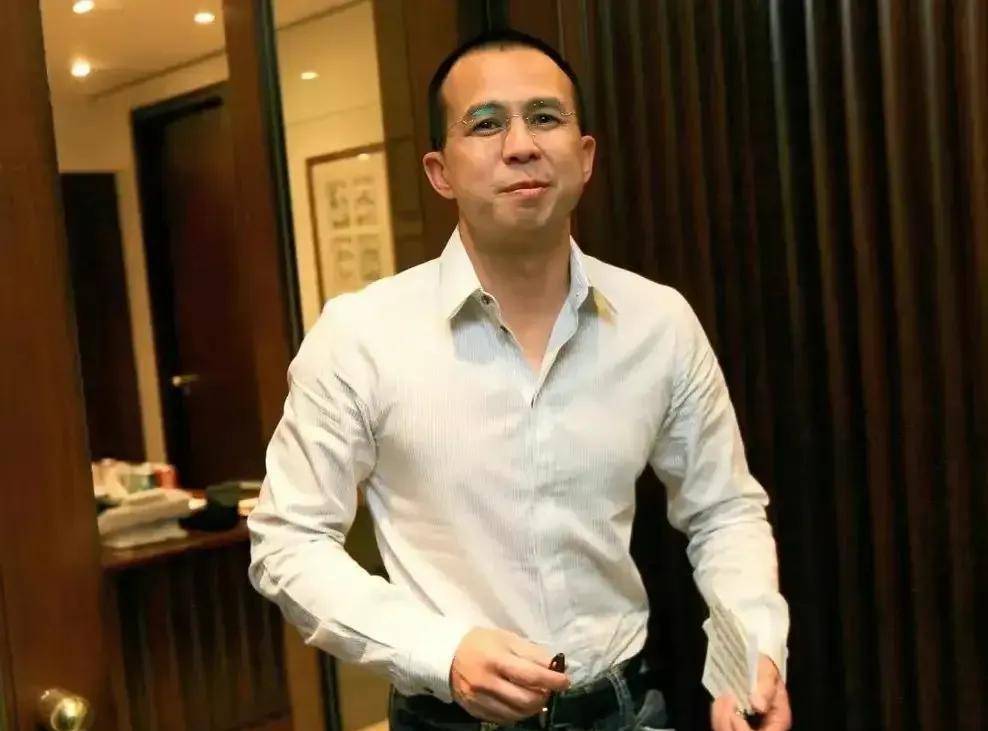 李泽楷被赞姿态比汪小菲得体:善待孩子妈,不委屈员工,家产清白_孟赫