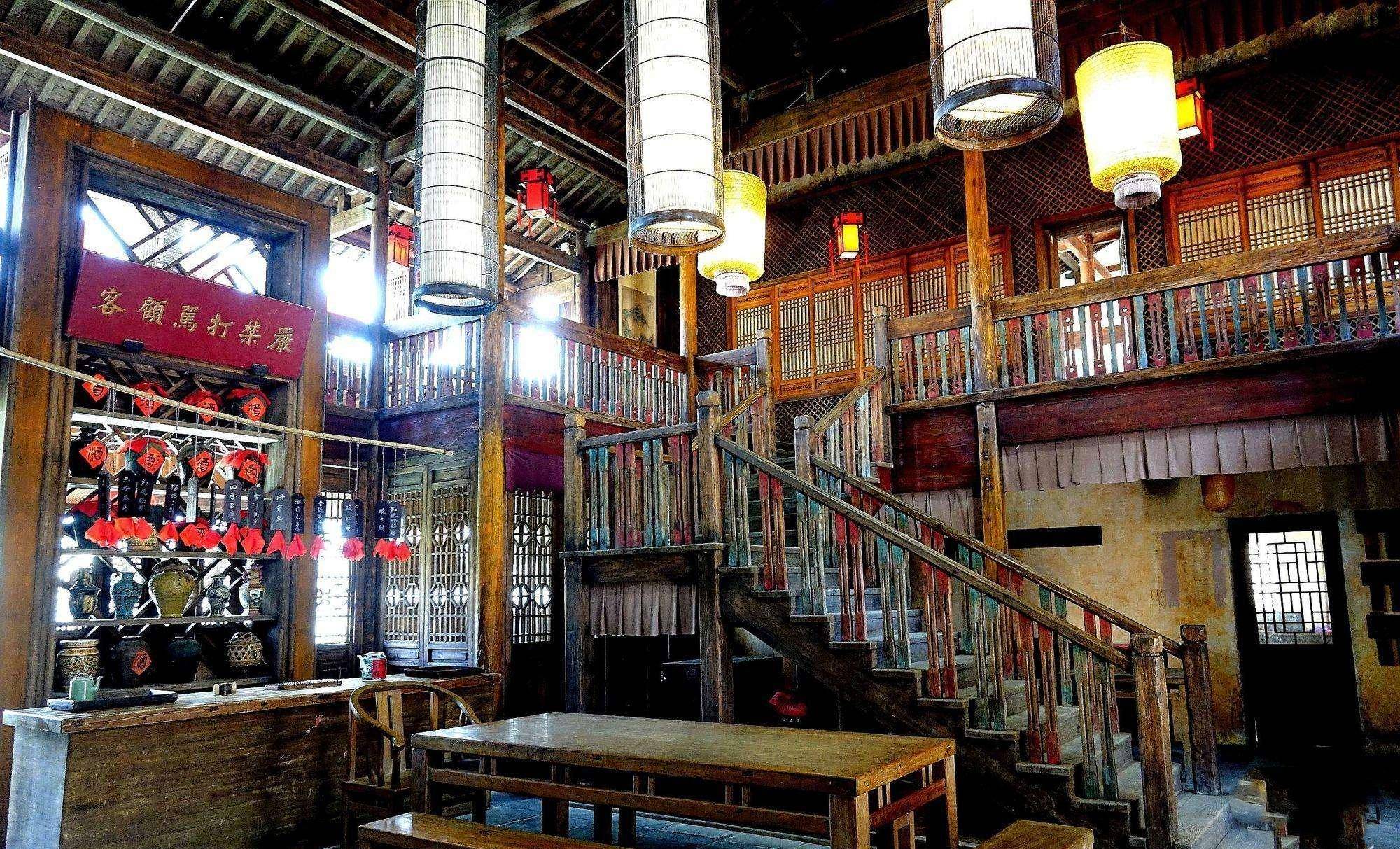 探究我们古代客栈的起源发展历史地位,及其对后世旅游业的影响_文化_服务设施_成为了