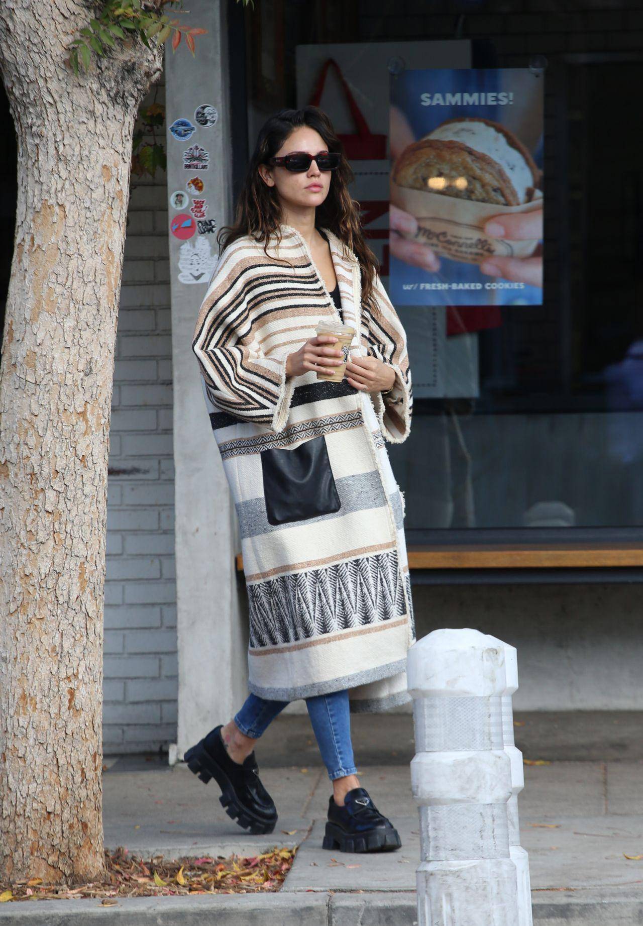 街拍明星有维秘模特吉吉·哈迪德(gigi hadid),电影《喋血战士》女星