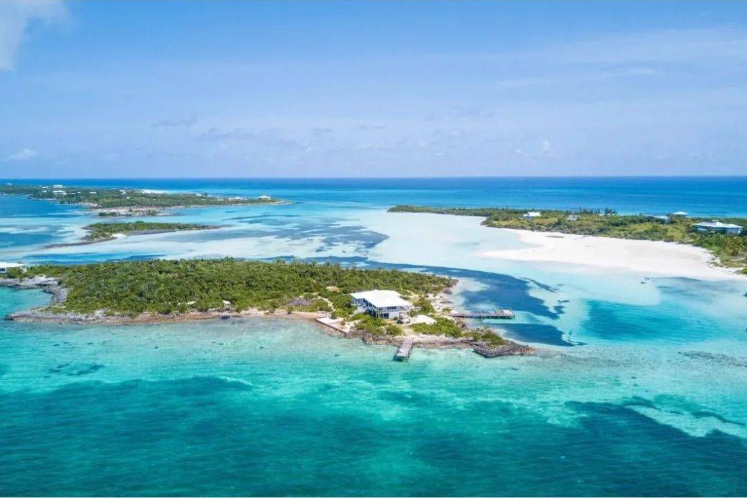 0041 blue lagoon island|俯瞰蓝色泻湖的加勒比小岛_in_today_are