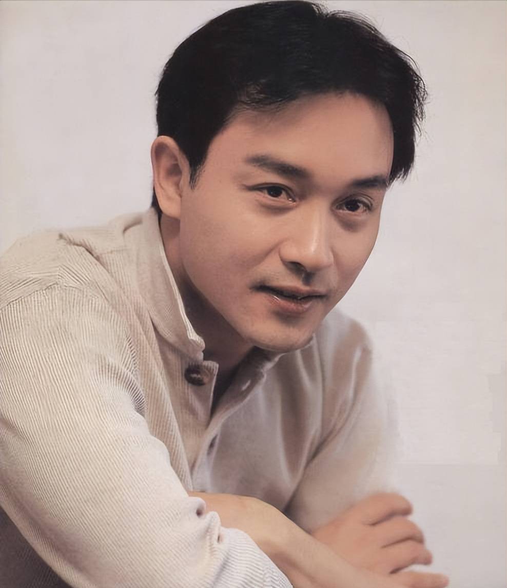 网红郭朝阳模仿张国荣翻车,对女粉丝骗财骗色,求饶聊天记录曝光