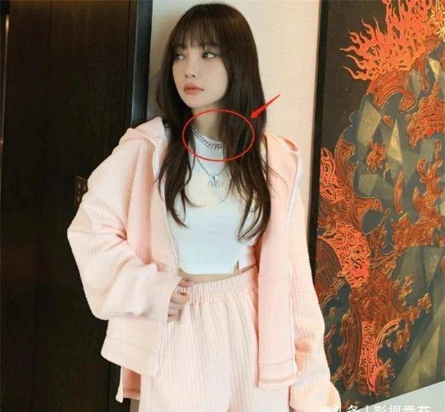 从她和pgone走到一起之后,贾乃亮也是在痛苦中与她